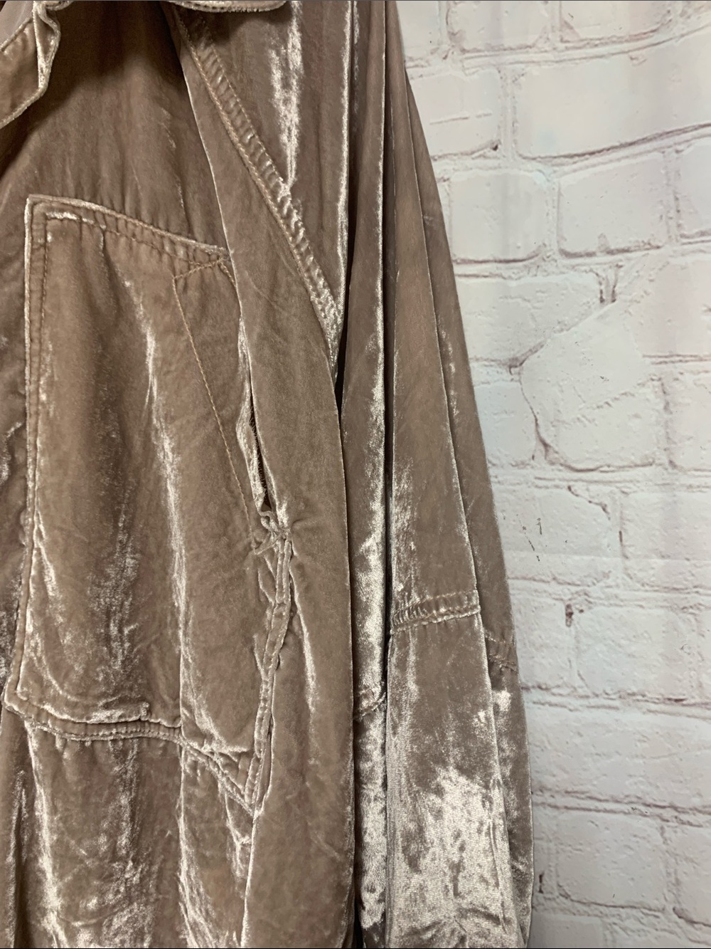 NWOT Anthropologie We The Free Midnight Skies Velvet Mushroom Top Size M 50” - Picture 7 of 9